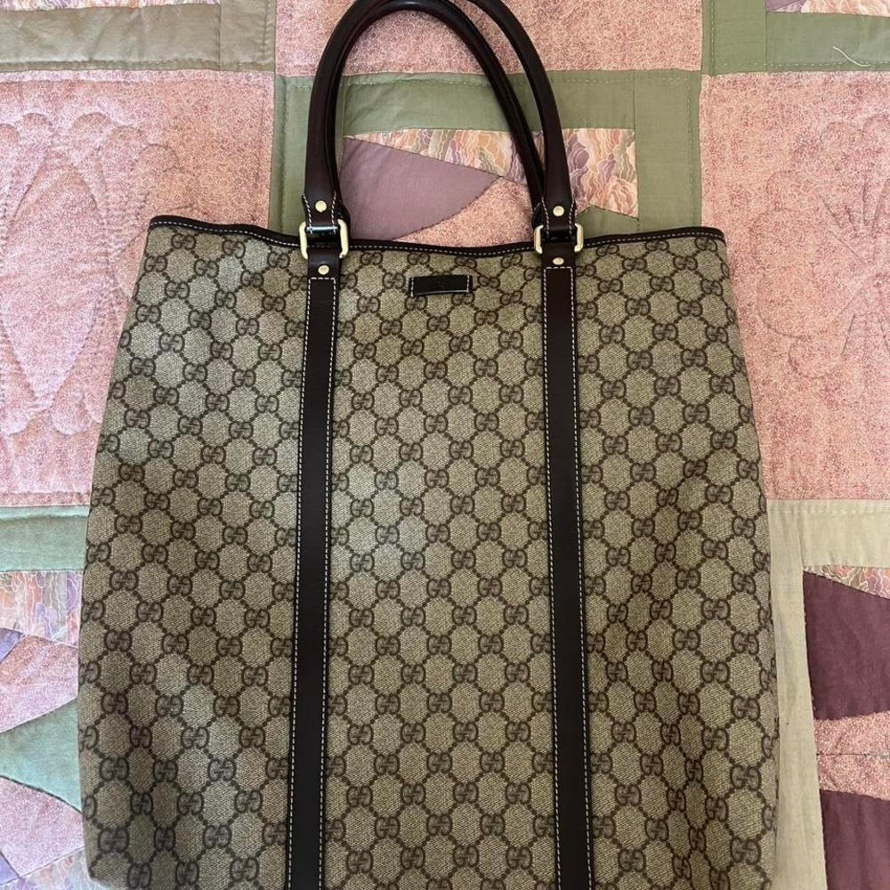 Gucci GG Supreme Tote Bag - Picture 2 of 8